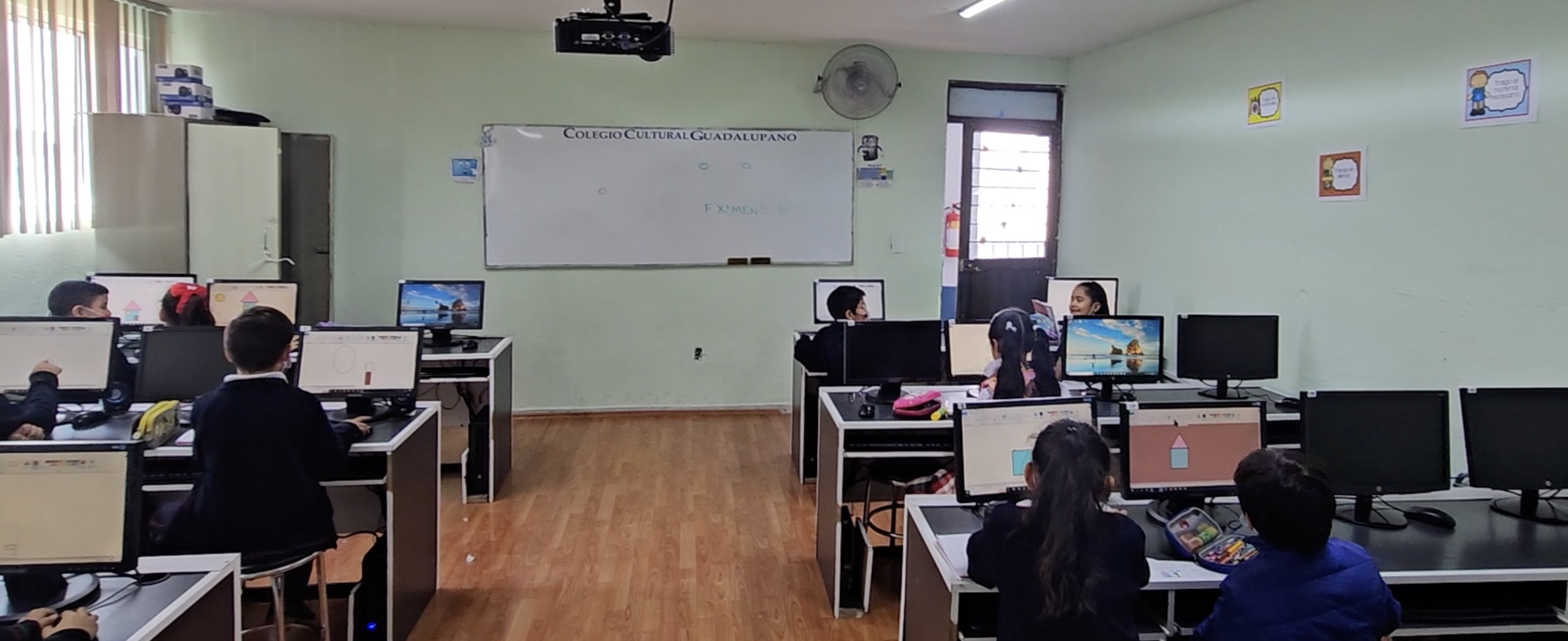 Biblioteca y laboratorio